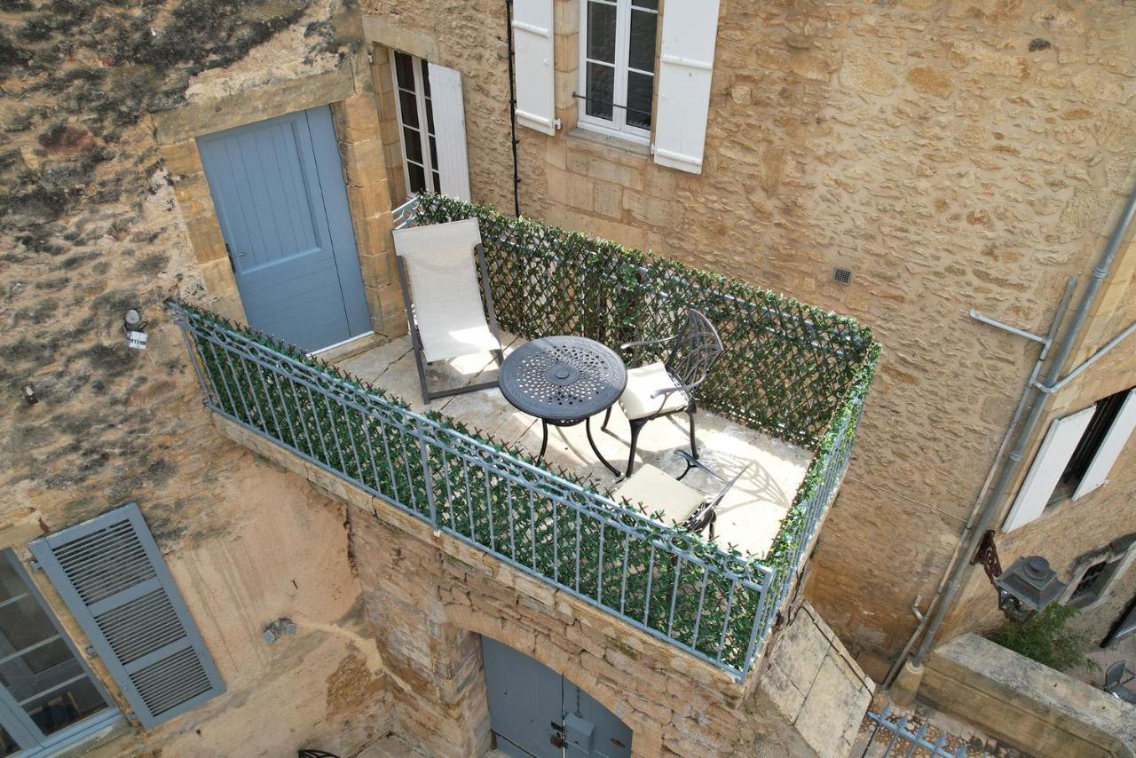 Le Petit Manoir Hotel Sarlat-la-Caneda Bagian luar foto